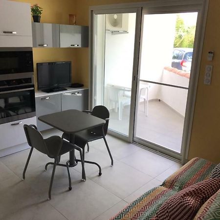 Appartement En Bord De Mer Saintes-Maries-de-la-Mer Exteriör bild
